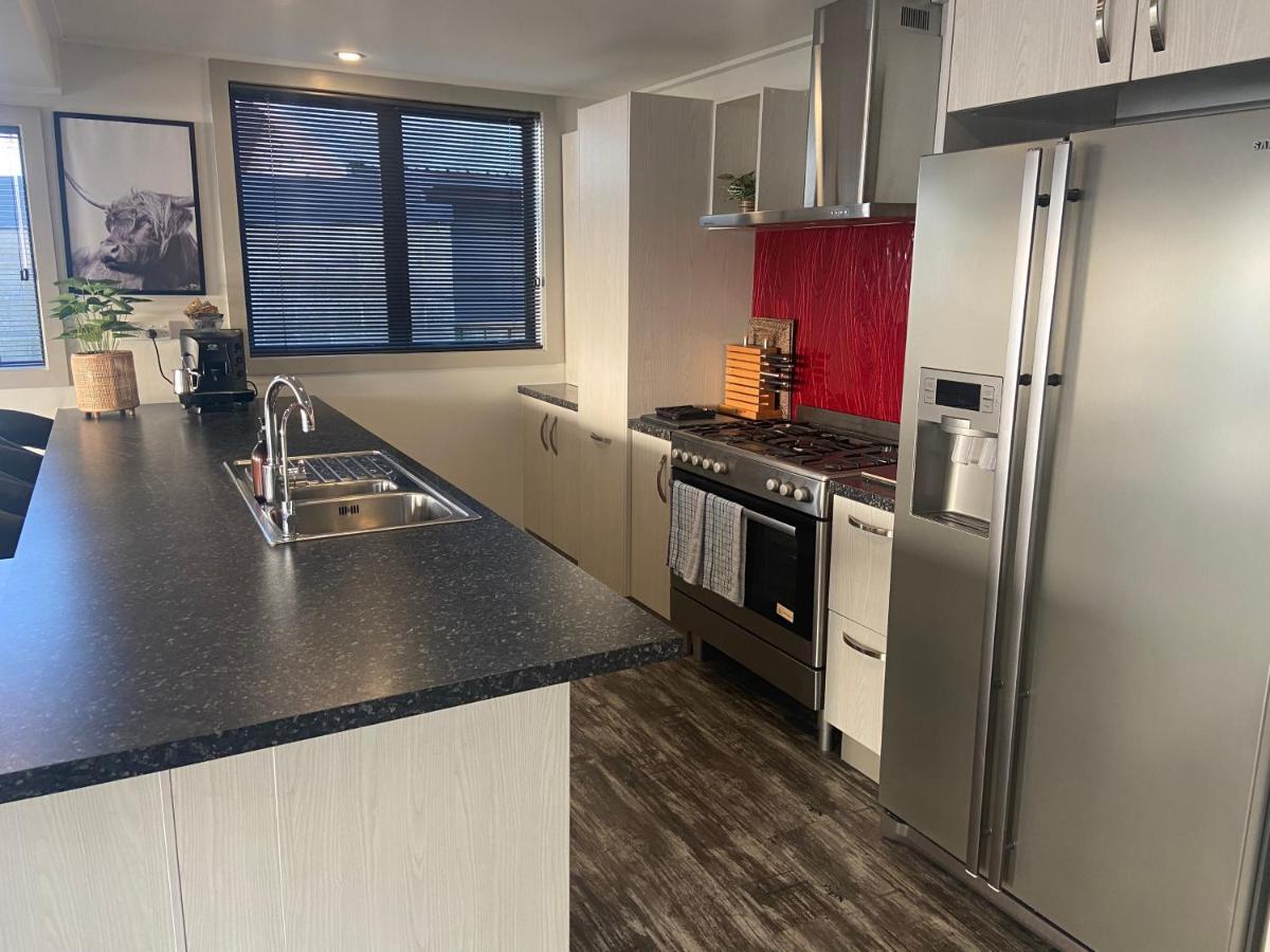 فيلا Best Waterfront Deck In Riverton المظهر الخارجي الصورة